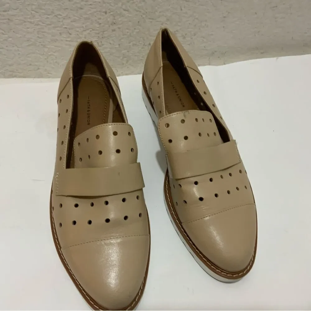 14th and Union perforated flats beige size 8.5 m